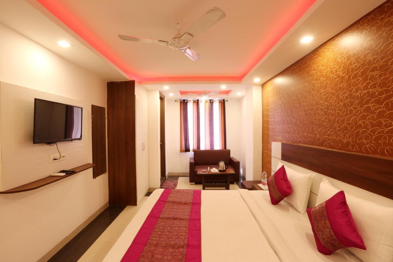 نيودلهي Hotel Sky Wood At Airport المظهر الخارجي الصورة