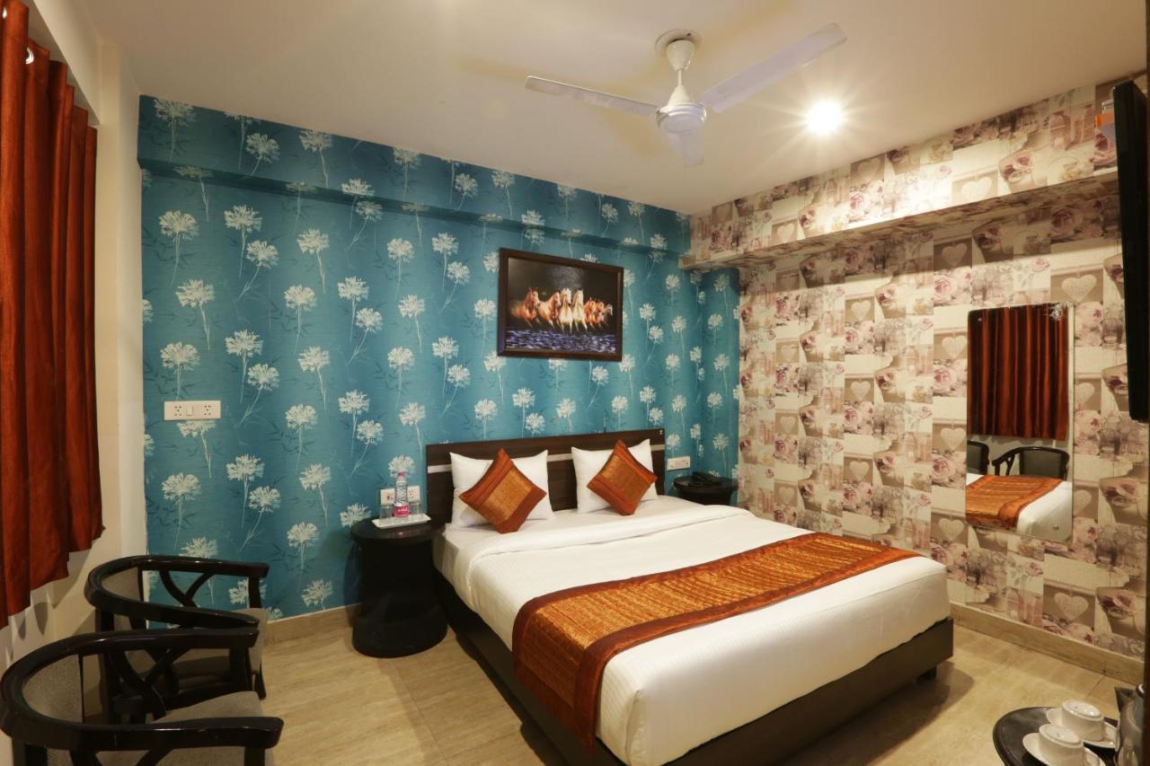 نيودلهي Hotel Sky Wood At Airport المظهر الخارجي الصورة