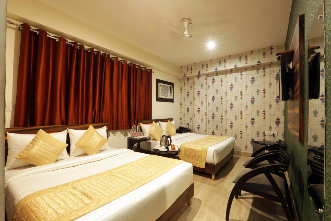 نيودلهي Hotel Sky Wood At Airport المظهر الخارجي الصورة